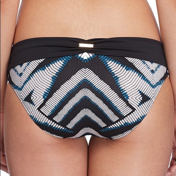 Skye Geometric Keyhole Bikini - Picture 4 of 8